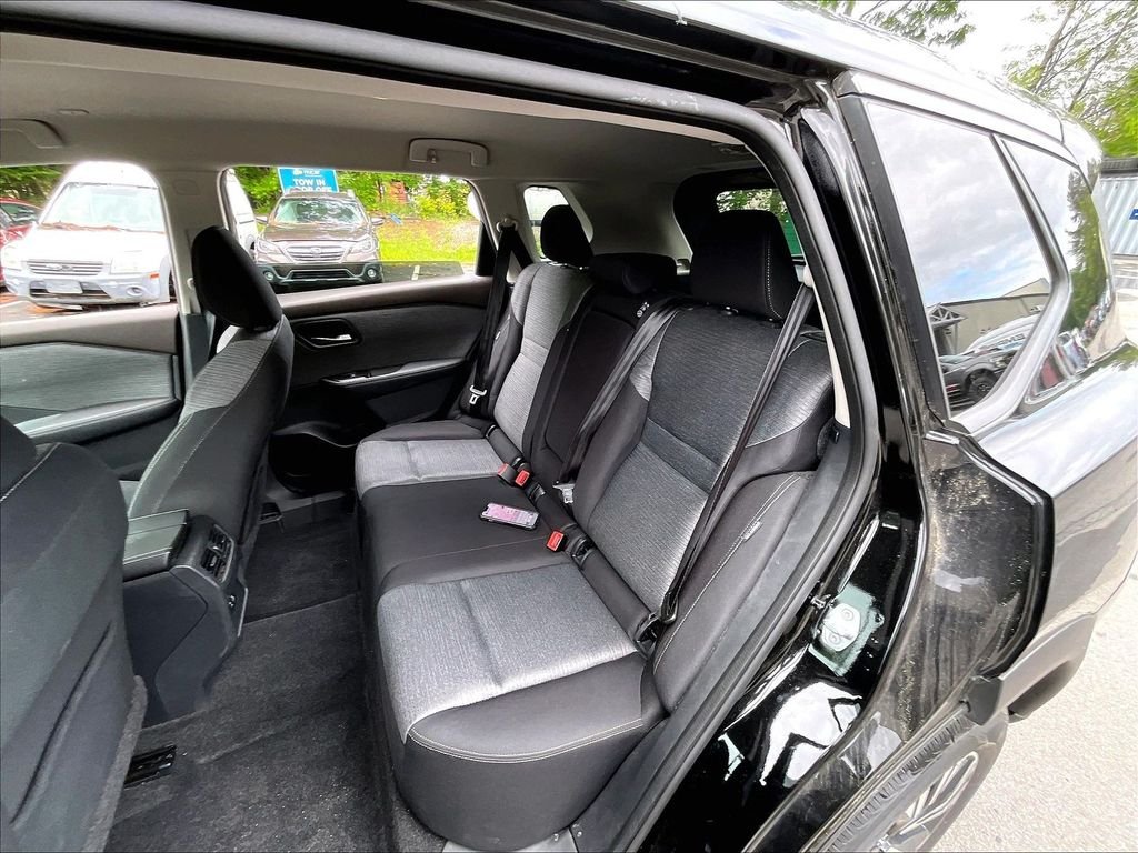 Used 2022 Black Nissan SV image 15