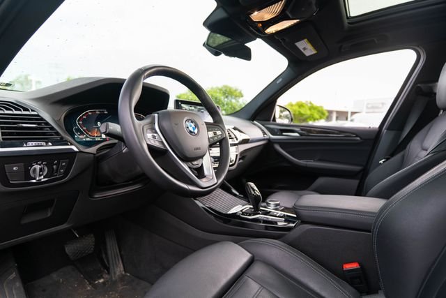 Used 2020 Glacier Silver Metallic BMW xDrive30i image 3