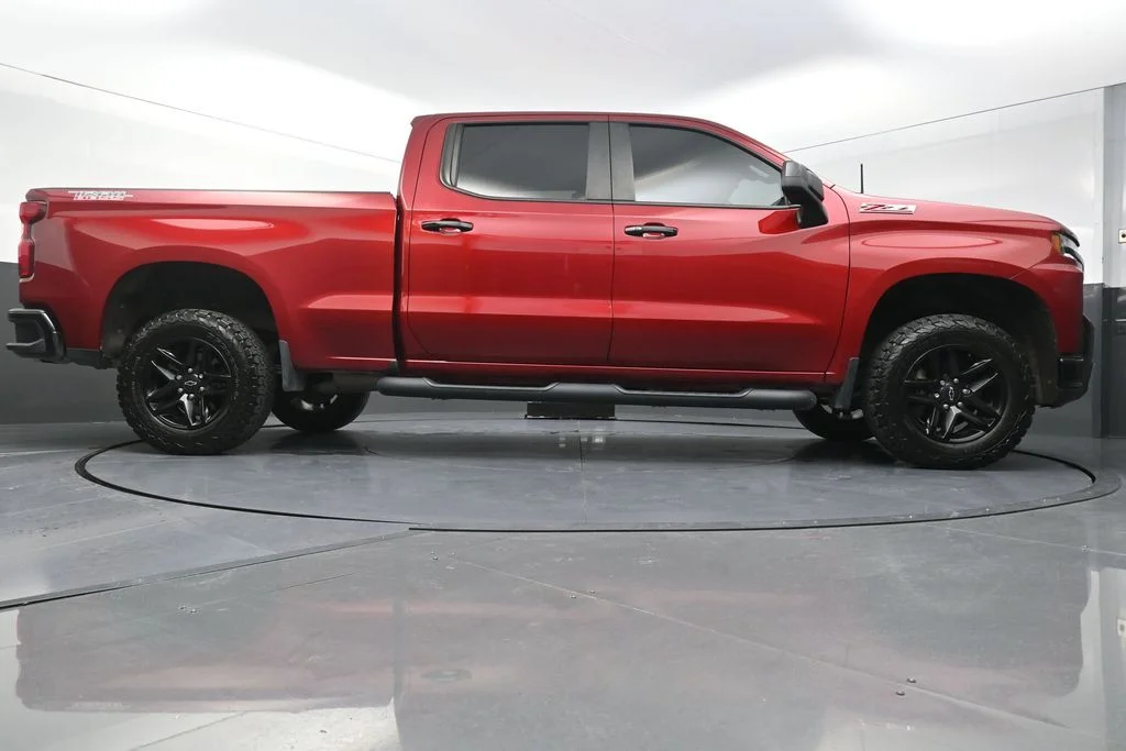 Used 2021  Chevrolet LT Trail Boss image 31