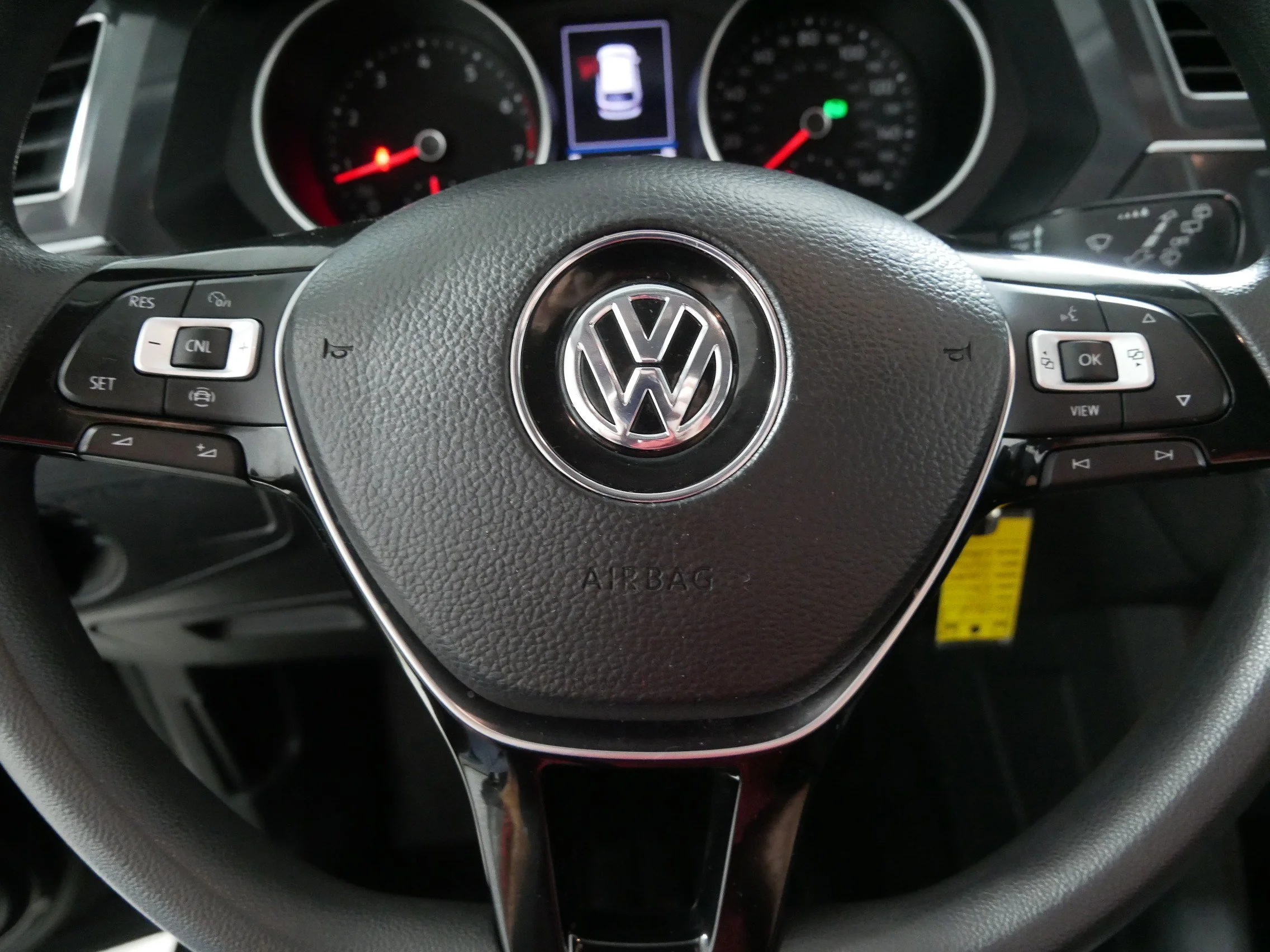 Used 2021 Deep Black Pearl Volkswagen S image 25