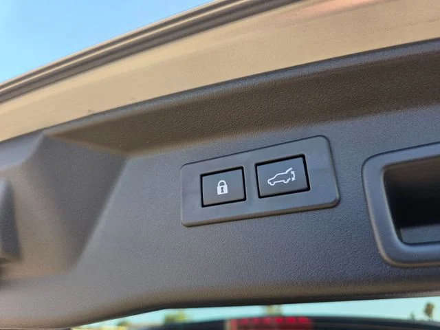 New 2026 ICE SILVER METALLIC Subaru Premium image 13