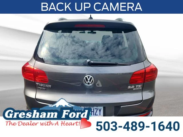 Used 2014 Gray Volkswagen R-Line image 5