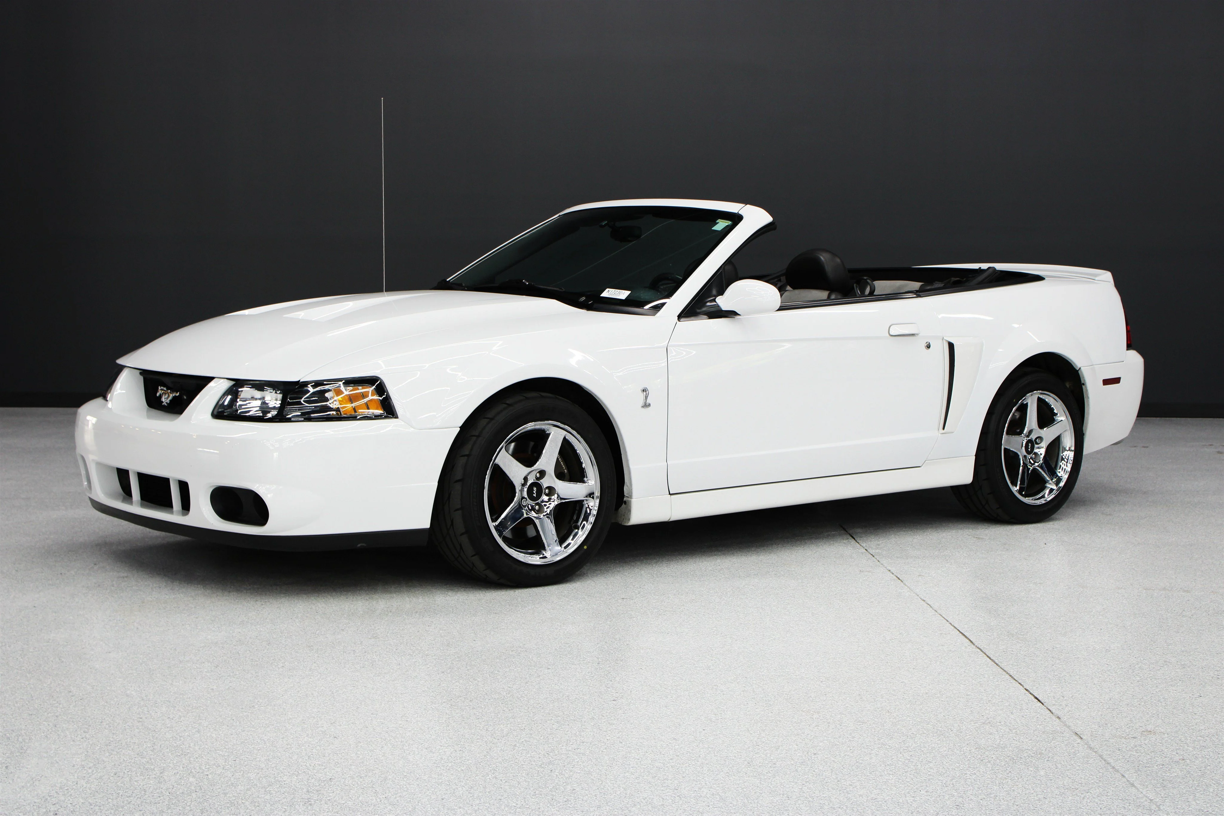 2004 Ford Mustang Cobra SVT - Photo 27