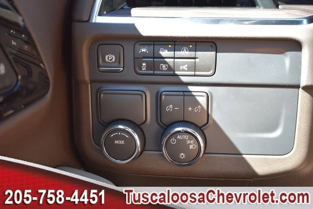 2026 Chevrolet Suburban LS - Photo 33