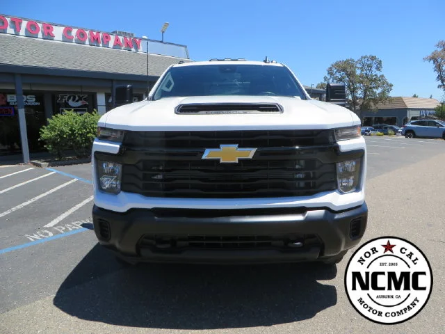 Used 2025 White Chevrolet Work Truck image 8