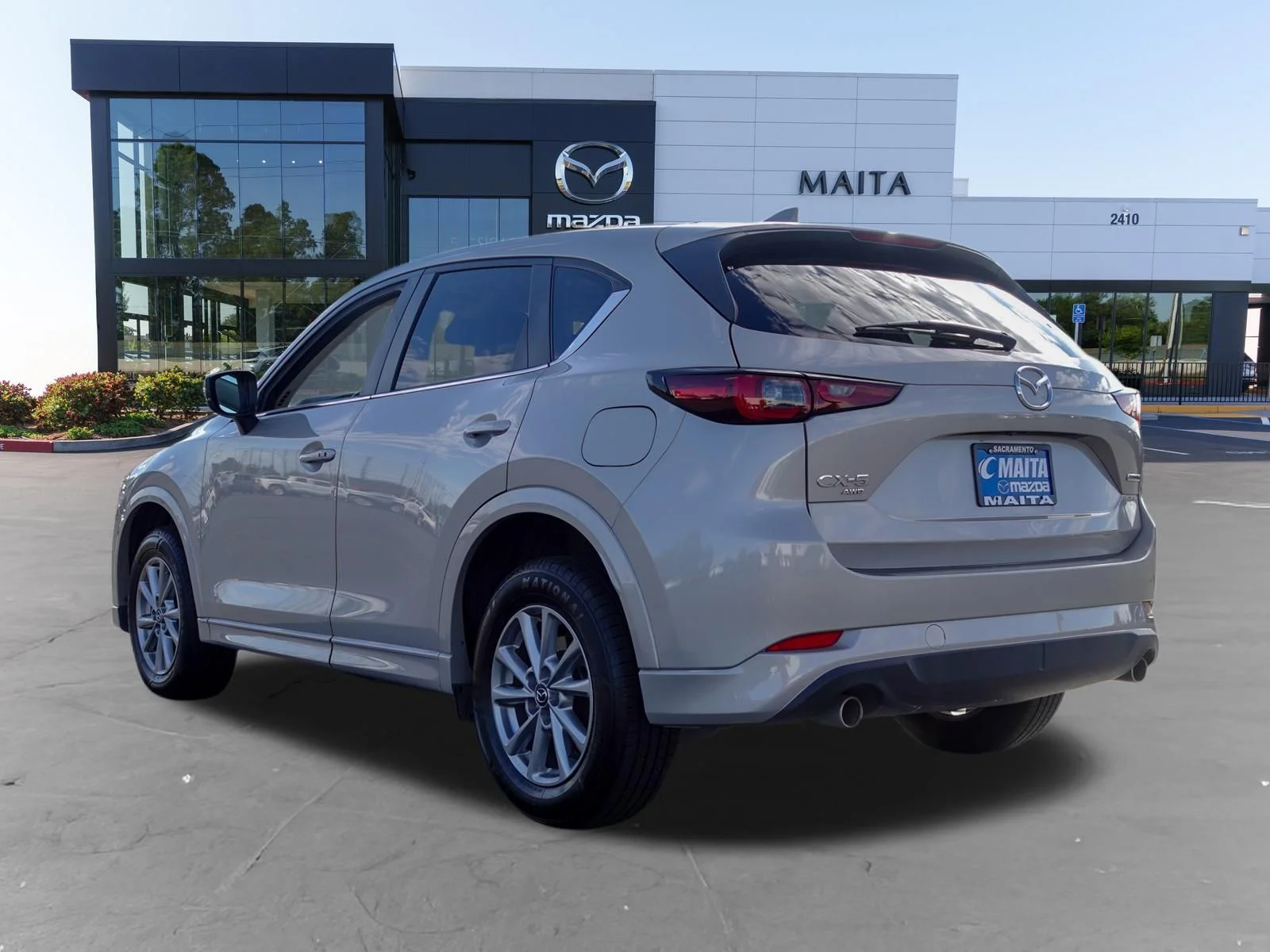 Certified Used 2025 Platinum Quartz Metallic Mazda 2.5 S Preferred Package image 7