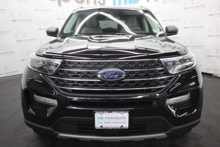 Used 2022 Black Ford XLT image 10