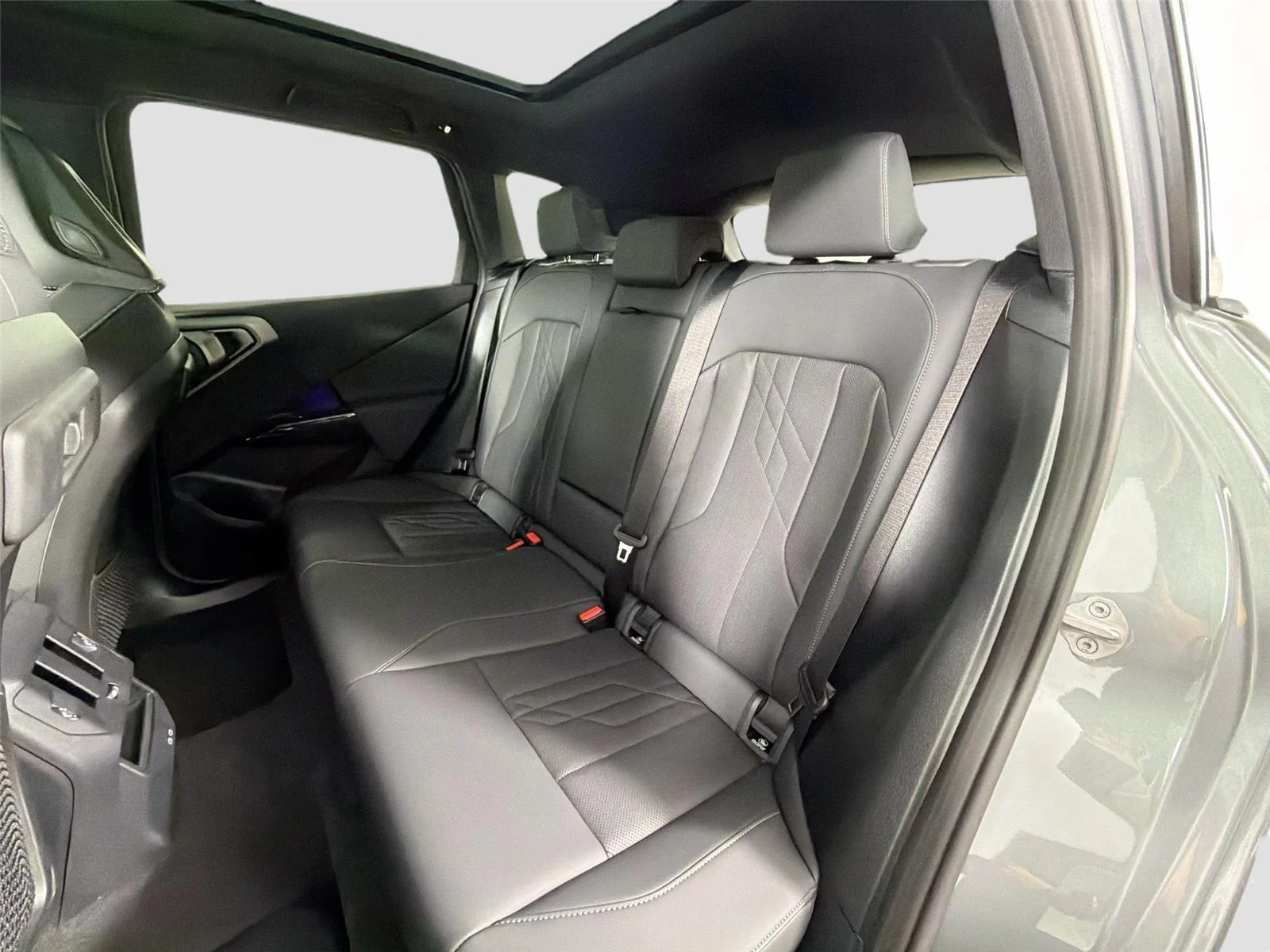Used 2026 Skyscraper Grey Metallic BMW 30 xDrive image 23