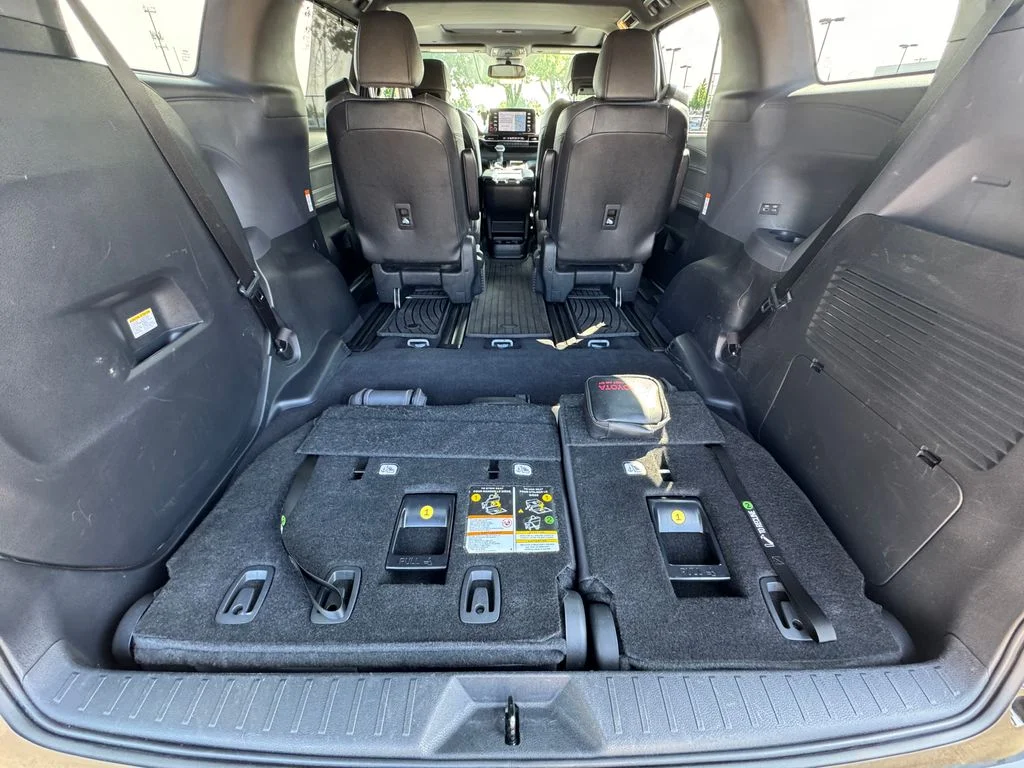 Used 2023 Cement Toyota XSE image 14