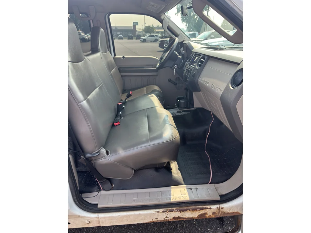 Used 2009 Oxford White Clearcoat Ford XLT image 17