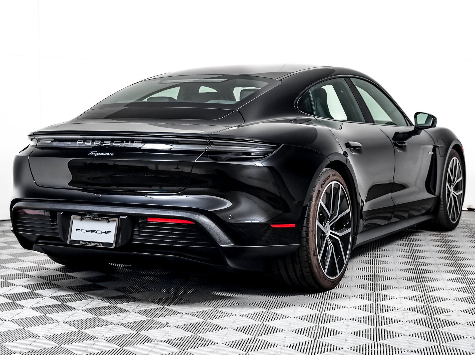 Certified Used 2025 Black Porsche  image 10