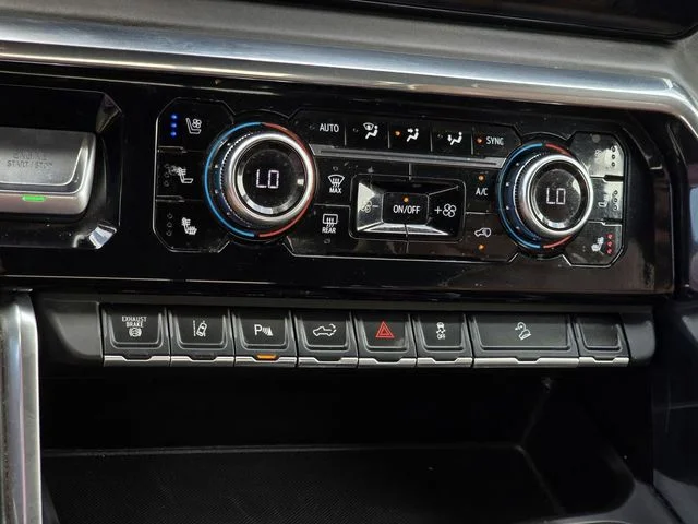 Used 2024 Silver GMC Denali Ultimate image 27