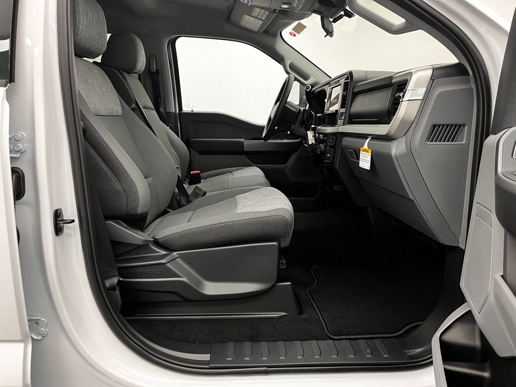 New 2026 White Ford XLT image 26