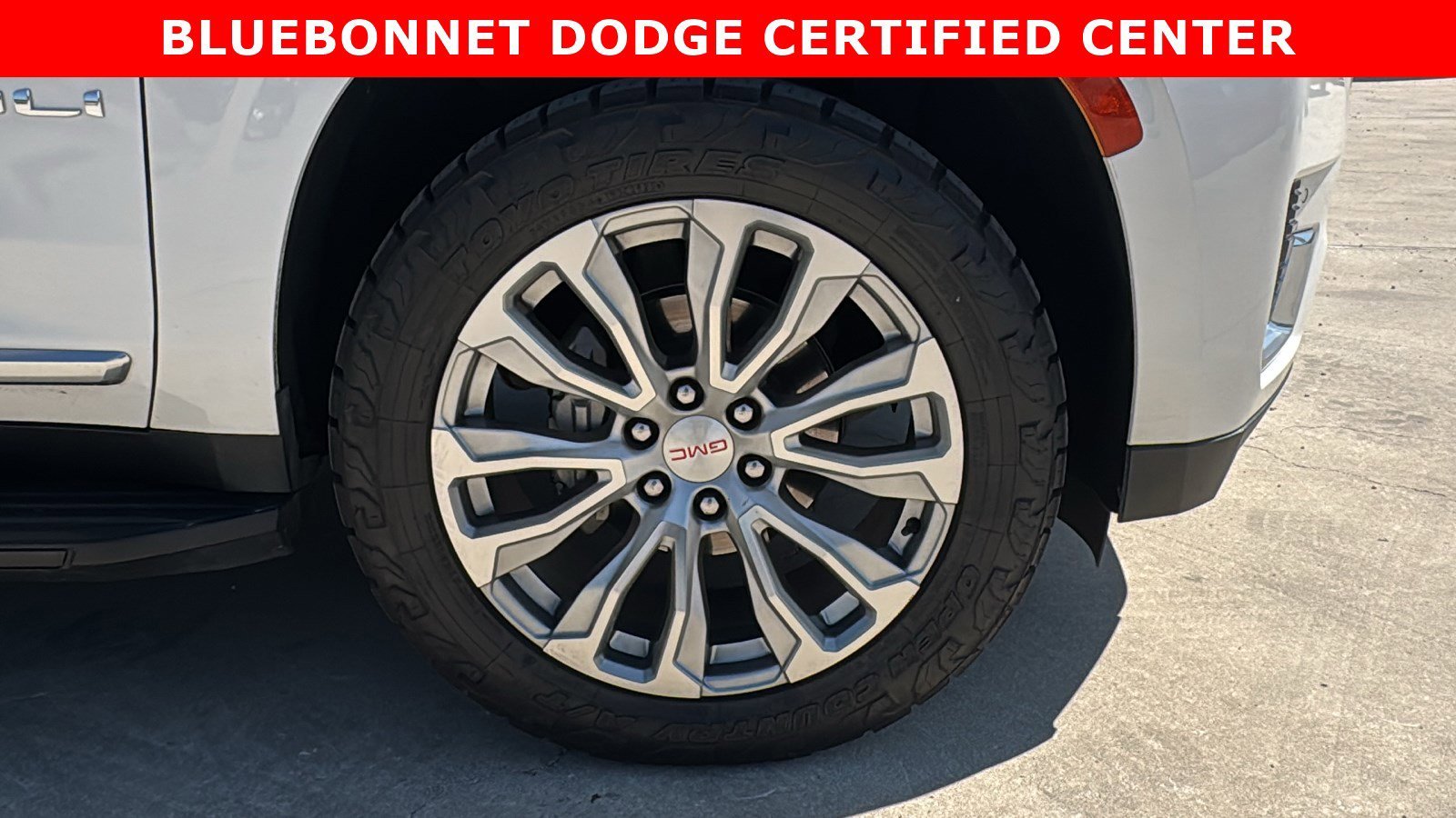 Certified Used 2022 White Frost Tricoat GMC Denali image 33