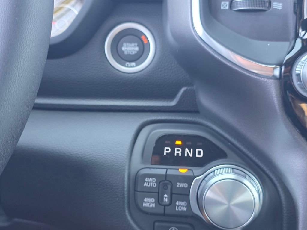 New 2026 Hydro Blue Pearl-Coat Exterior Paint RAM Laramie image 17