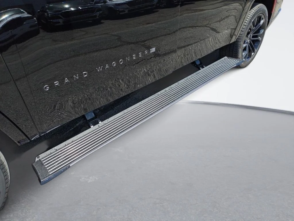 2026 Jeep Grand Wagoneer L Summit Reserve - Photo 13