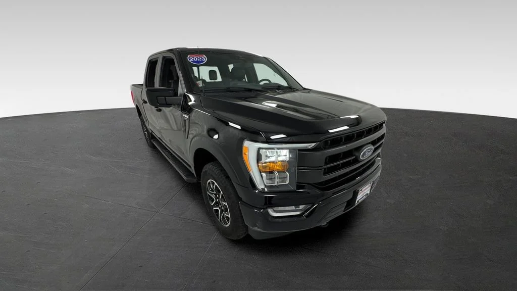 2023 Ford F-150 Lariat 4x4 SuperCrew 5-1/2 Box's photo
