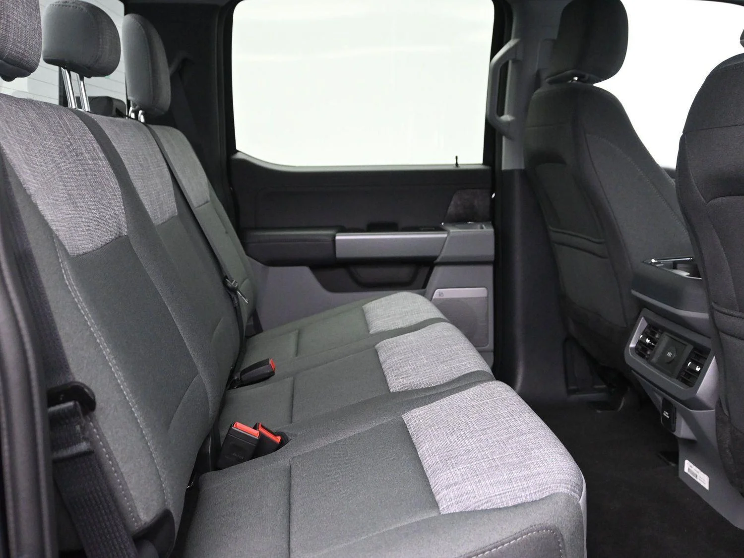 2026 Ford F-250 Super Duty XLT - Photo 12