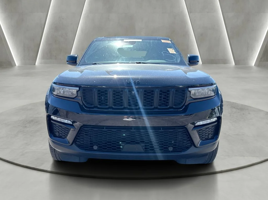 Used 2023 Black Jeep Limited image 2