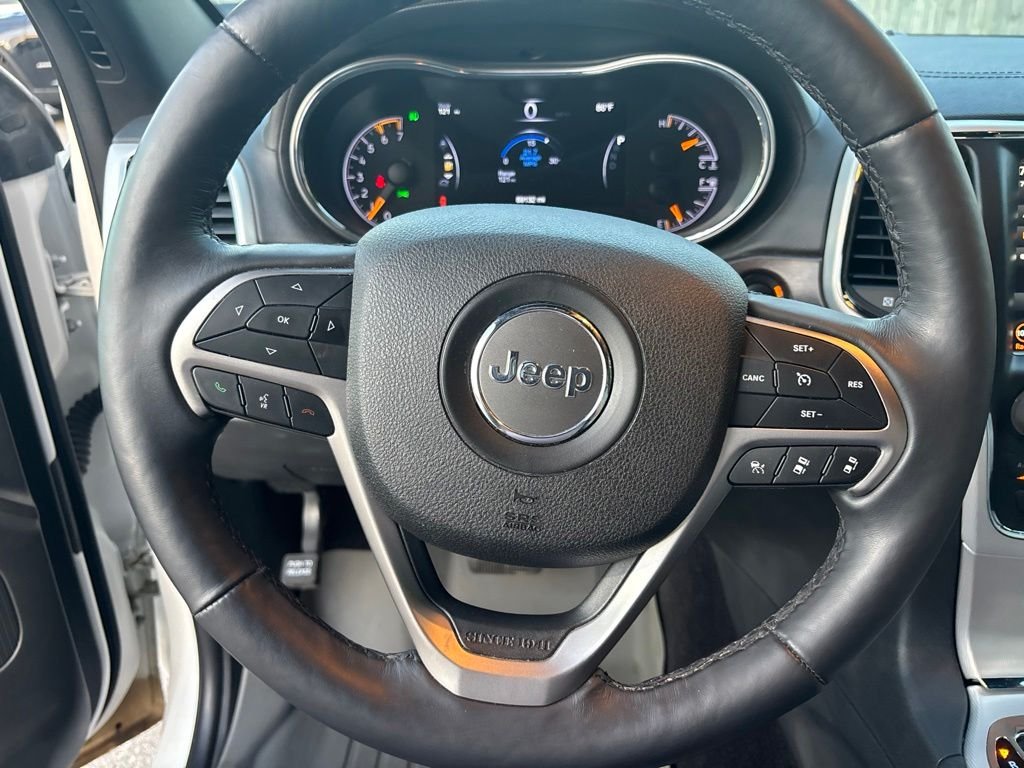 Used 2018 White Jeep Limited image 13