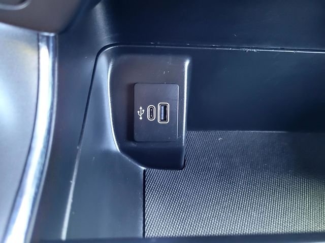 Used 2025  Ford XLT image 18