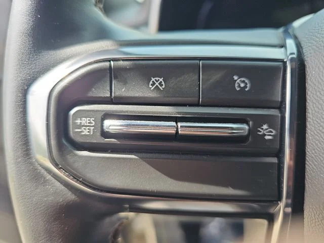 Used 2023 Beige GMC AT4 image 17