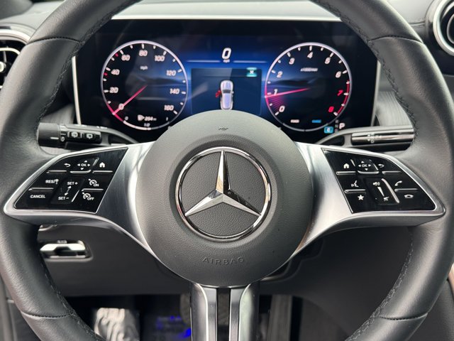Used 2025 Black Mercedes-Benz GLC 300 image 24