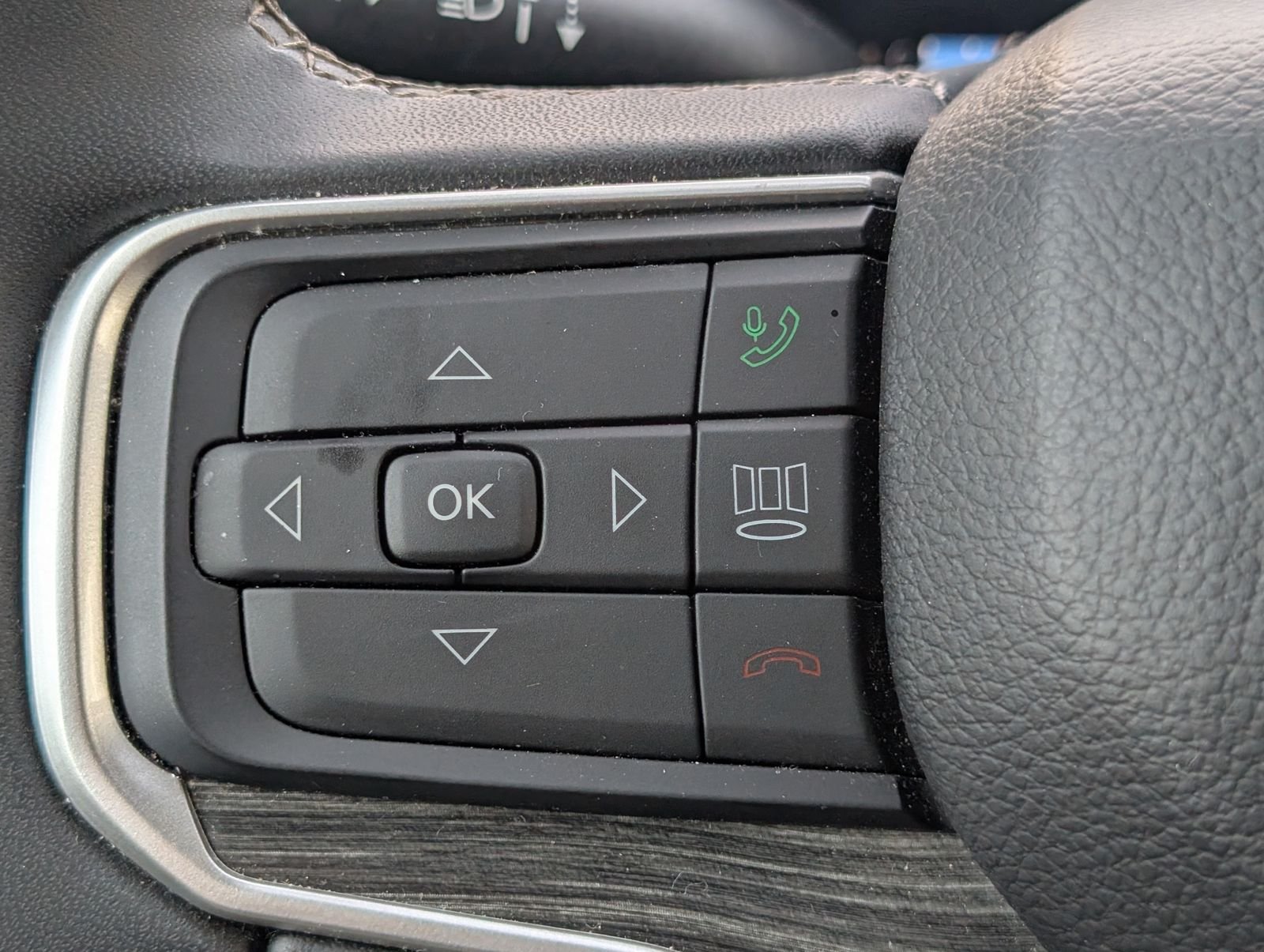 Used 2024 White Jeep Series II image 15