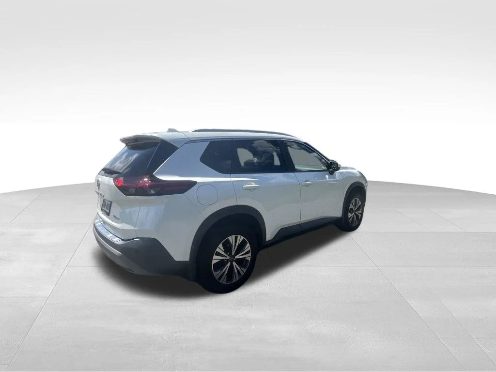 Used 2023 White Nissan SV image 35