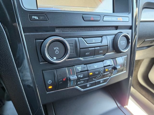 Certified Used 2018 Shadow Black Ford XLT image 10