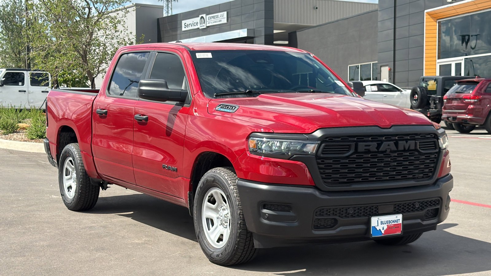 New 2026 Molten Red Pearl-Coat Exterior Paint RAM Tradesman image 3
