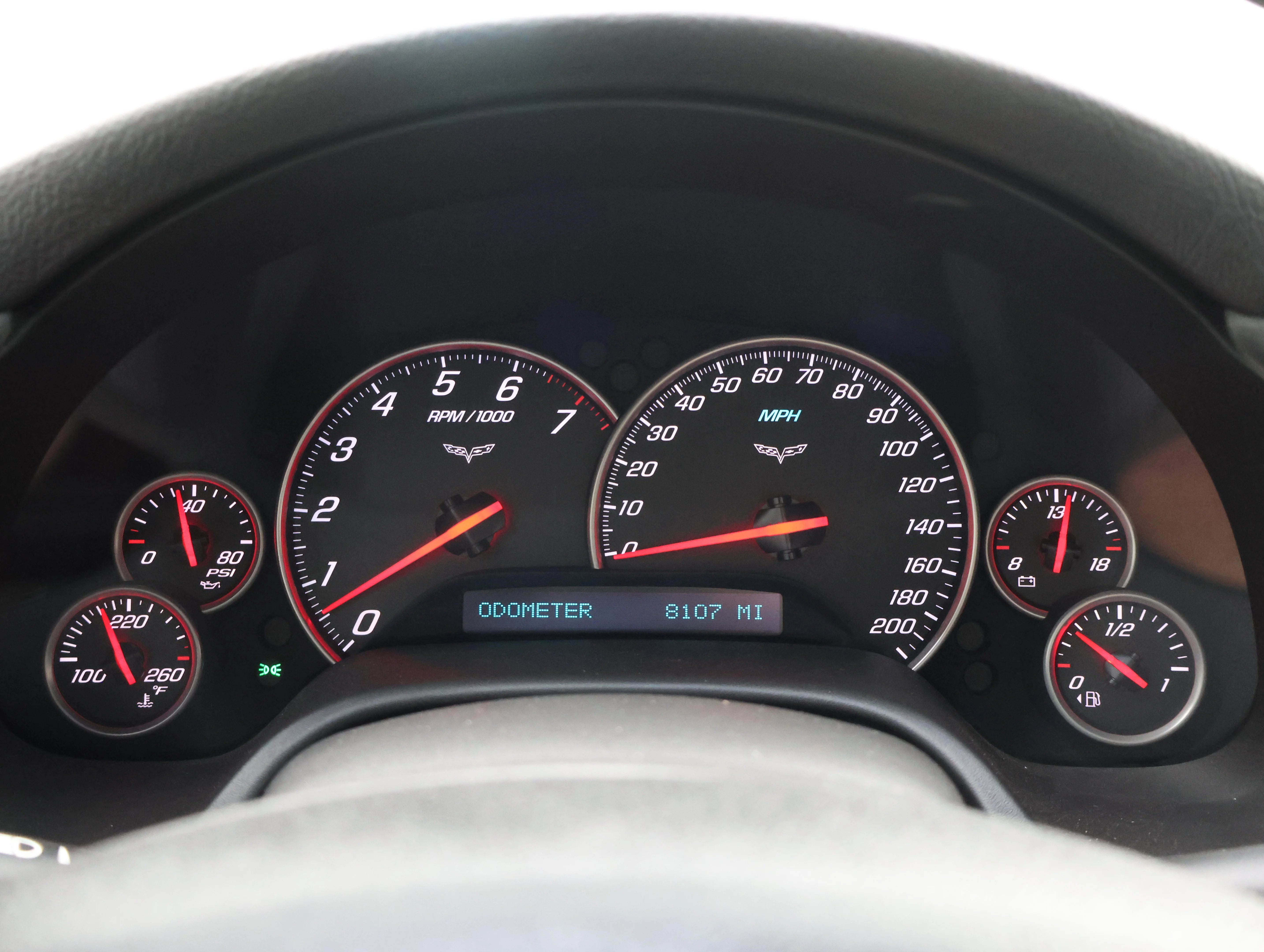Used 2007 Arctic White Chevrolet Base image 9