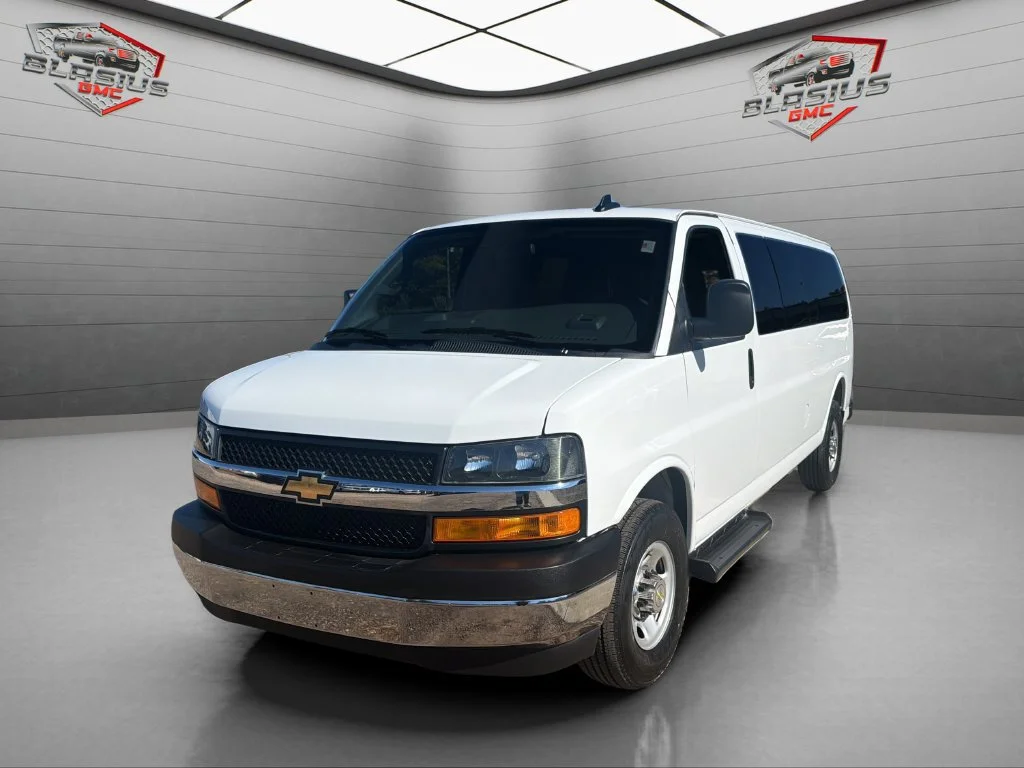 2025 Chevrolet Express Passenger