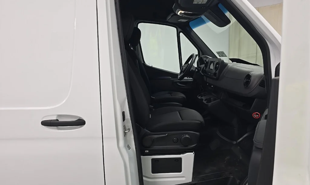 Used 2024 Arctic White Mercedes-Benz Cargo 170 WB image 8