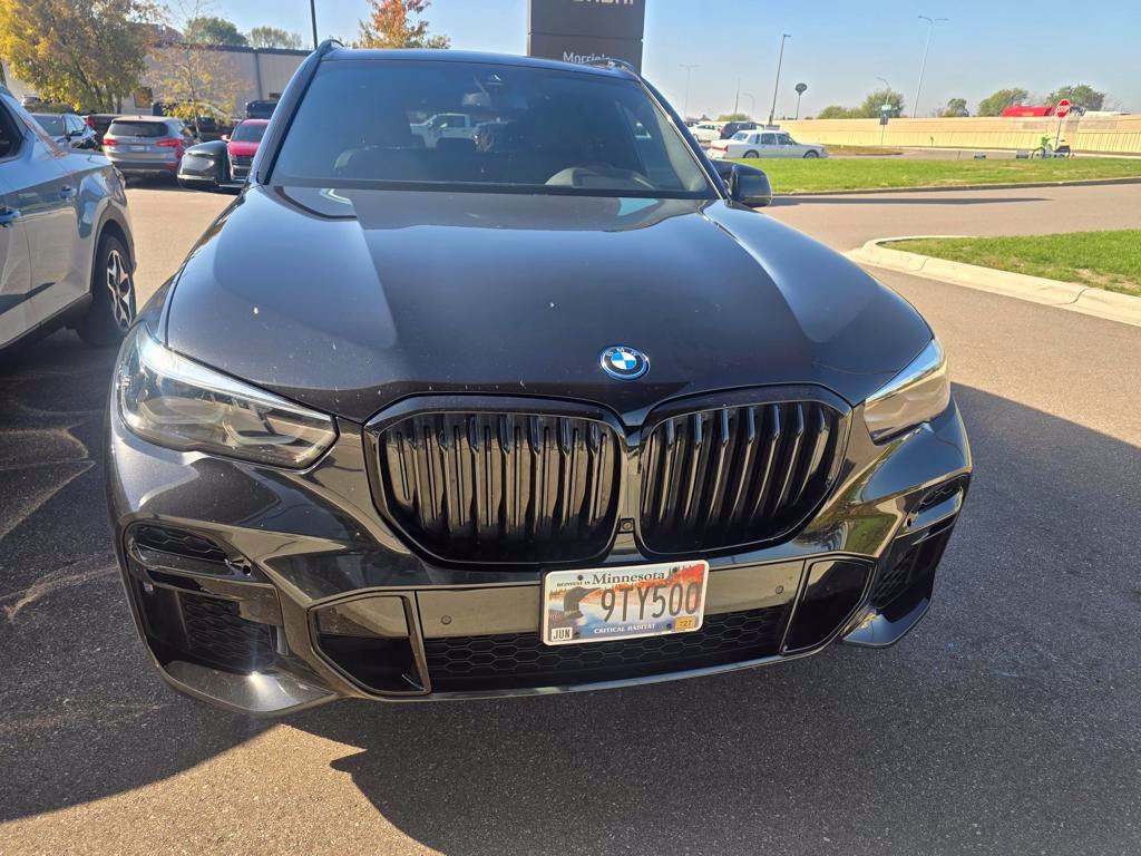 Used 2022 Black Sapphire Metallic BMW xDrive45e image 5