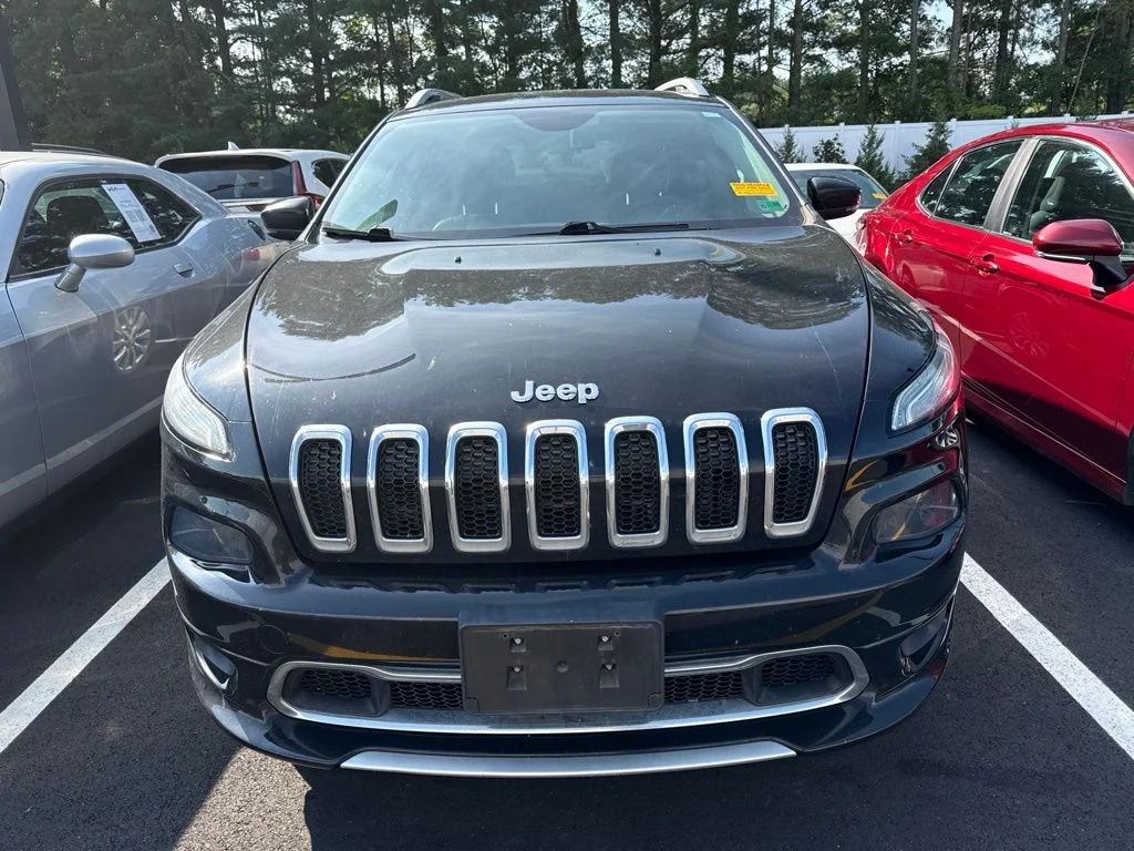 Used 2018 Black Jeep Overland image 8