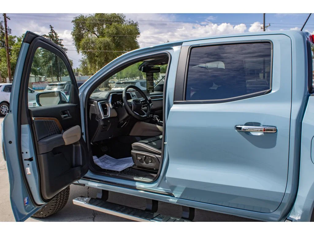 New 2026 GLACIER METALLIC GMC 4WD Denali image 25