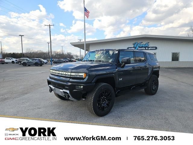 2025 GMC Hummer EV 2X SUV's photo
