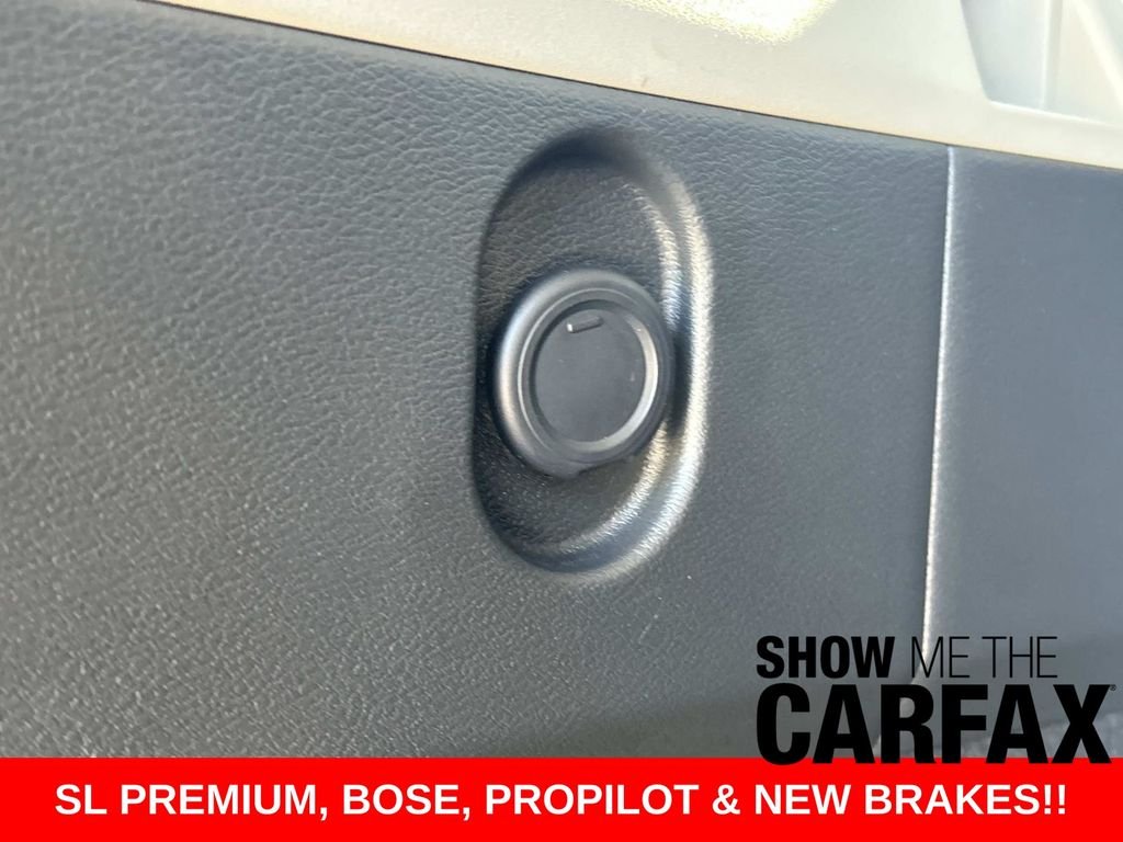 Used 2023 Blue Nissan SL image 13