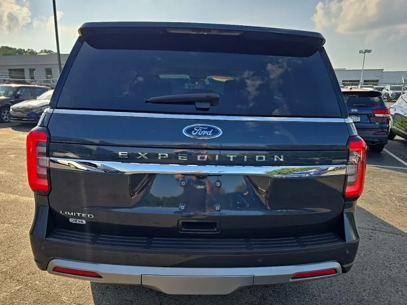 Used 2022 Blue Ford Limited image 6