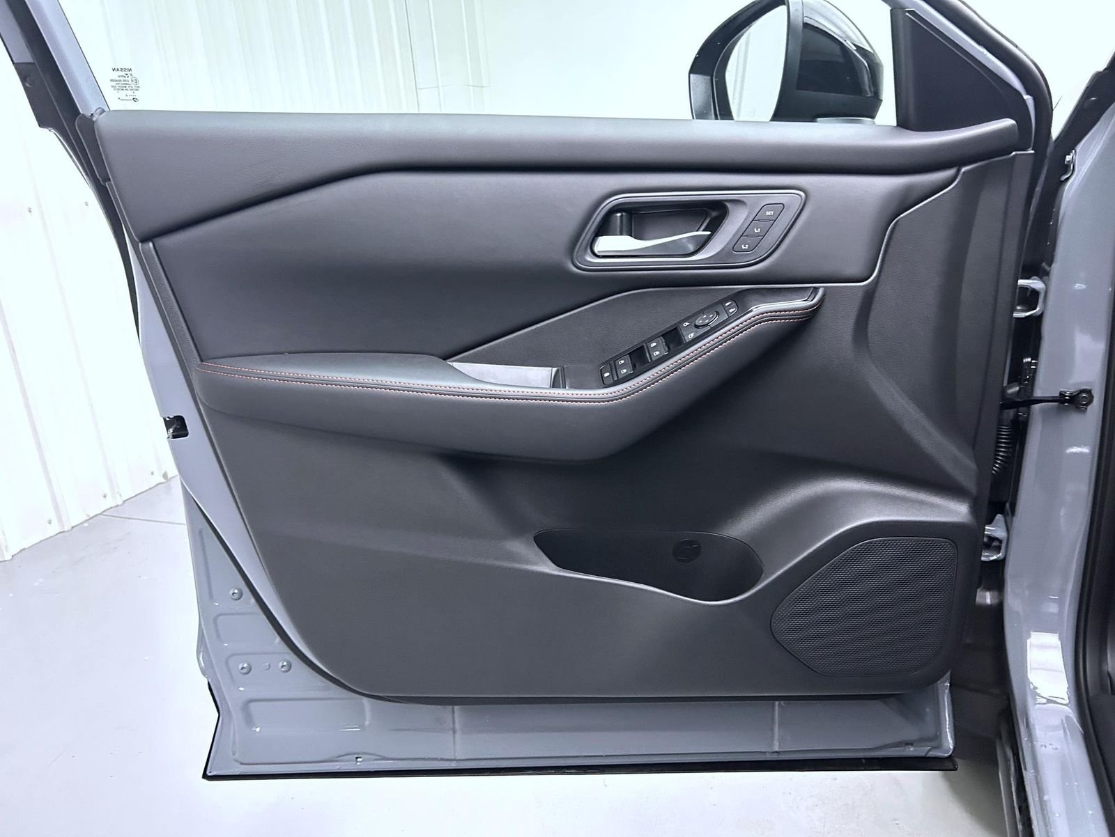 New 2026 Boulder Gray Pearl Nissan Rock Creek image 9