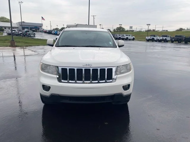 Used 2012 Jeep Grand Cherokee Laredo with VIN 1C4RJFAG1CC250935 for sale in Augusta, KS