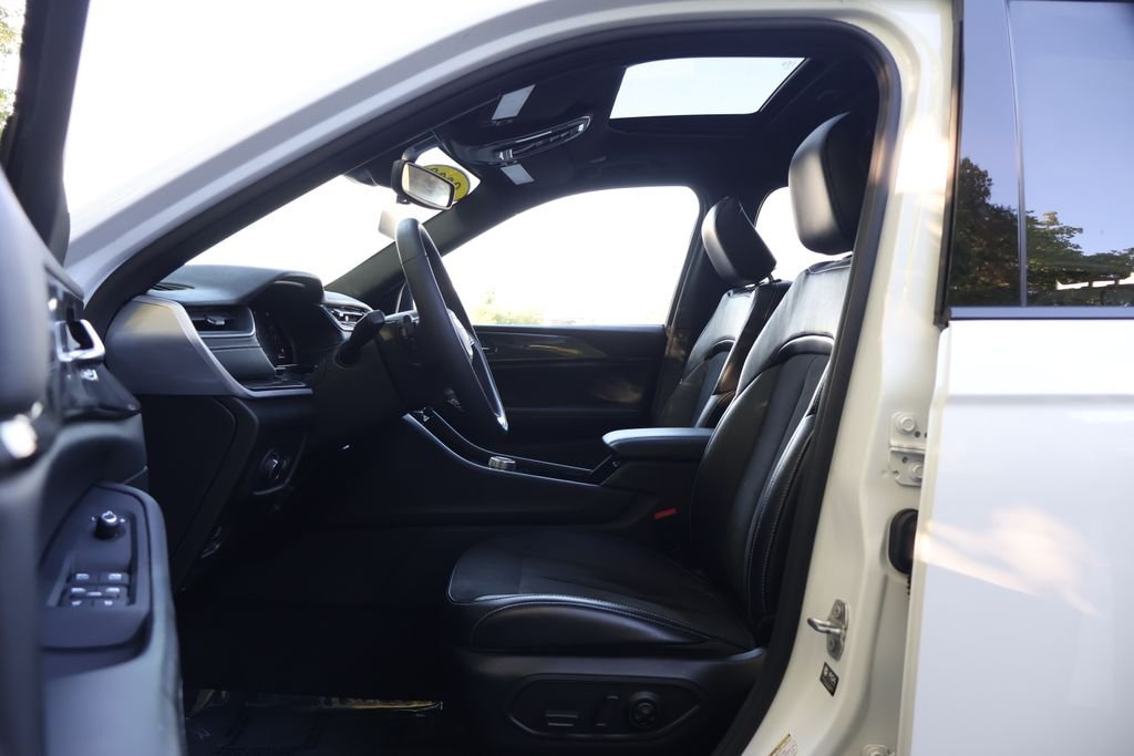 2023 Jeep Grand Cherokee Altitude - Photo 34
