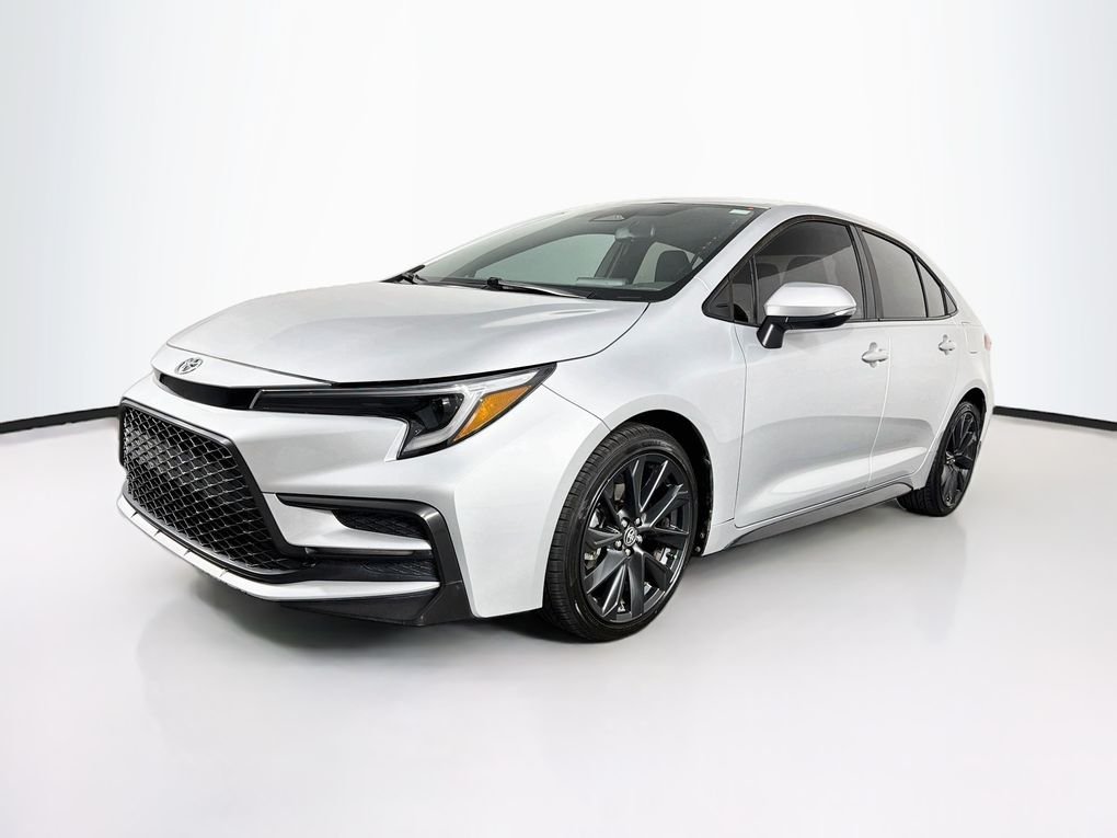 Used 2023 Silver Toyota SE image 3