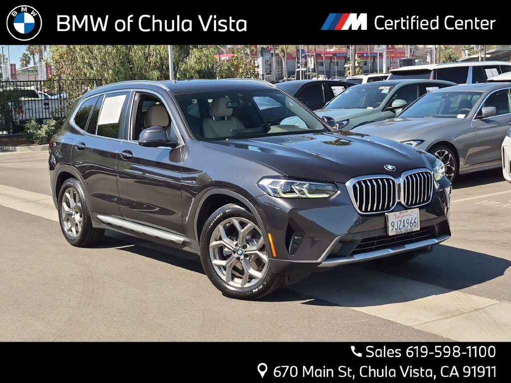Used 2023 Gray BMW xDrive30i image 1