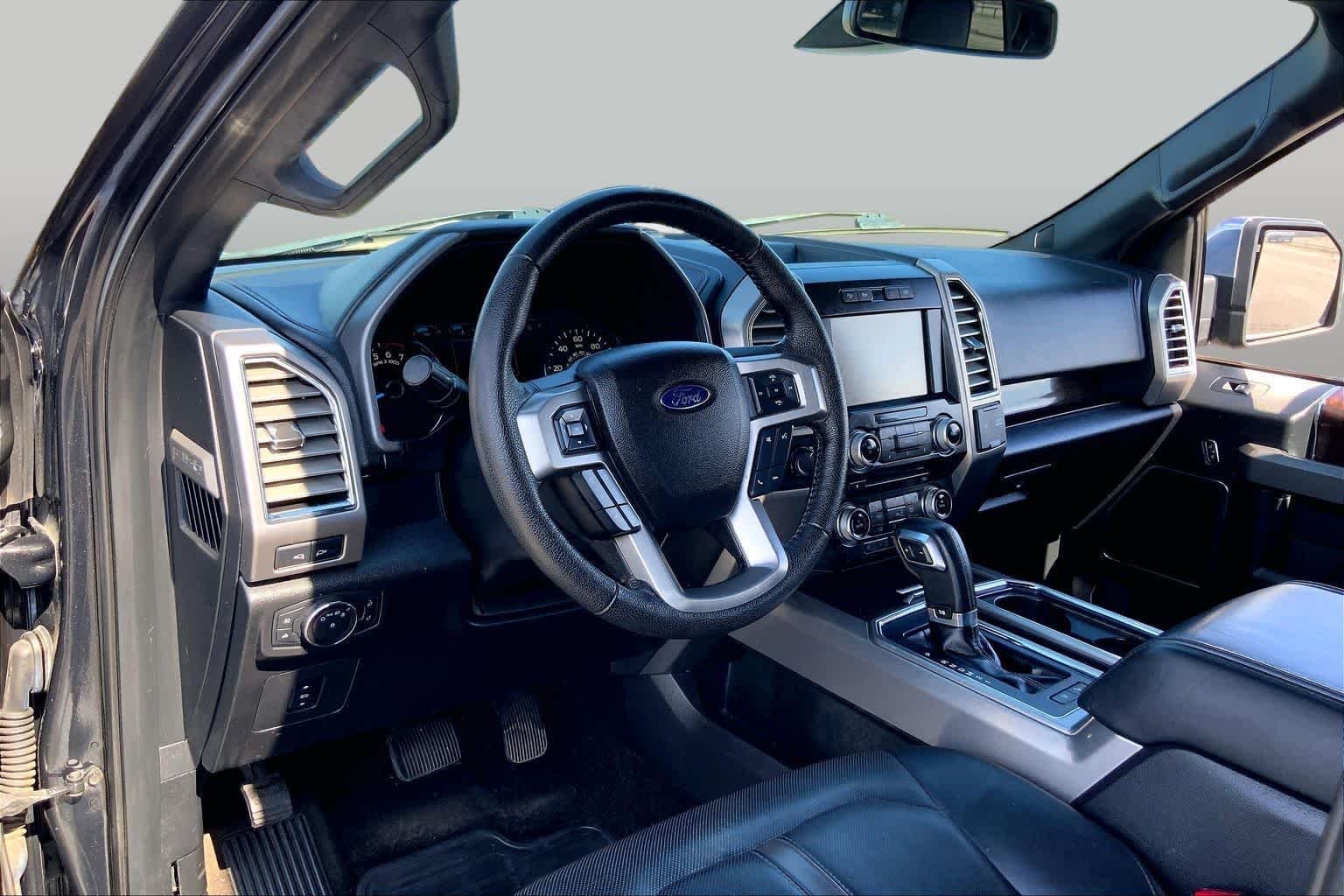 Used 2015 Tuxedo Black Metallic Ford Platinum image 17