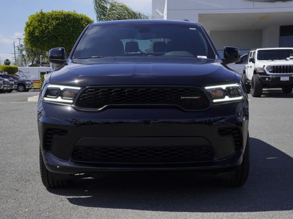 New 2026 Diamond Black Clear-Coat Exterior Paint Dodge GT image 8