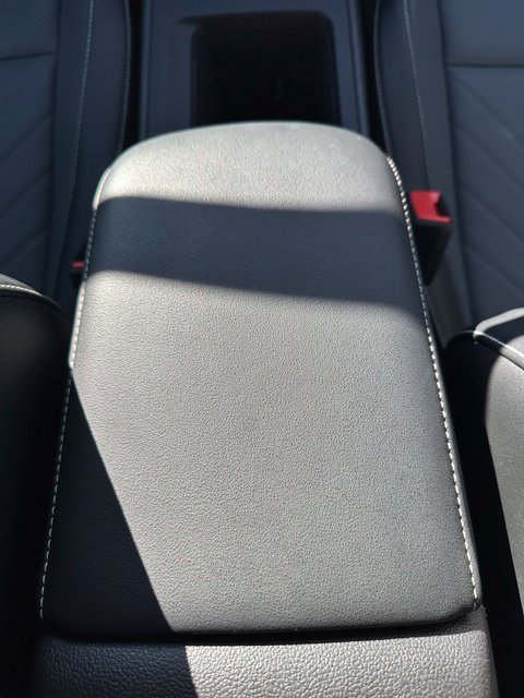 Used 2026 Silver Volkswagen SE image 37