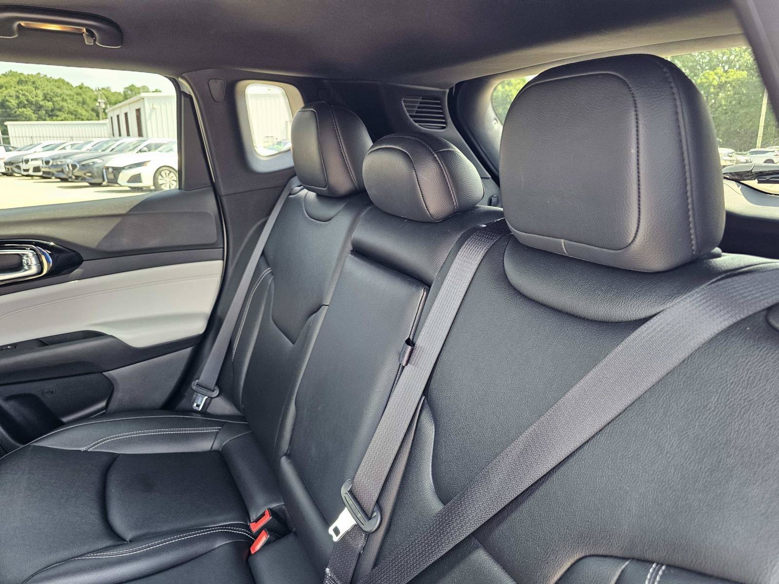 2025 Jeep Compass Limited - Photo 31