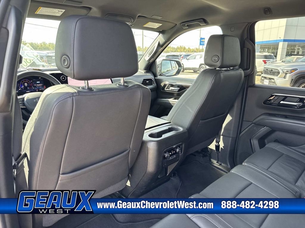 Used 2025 Black Chevrolet Z71 image 37
